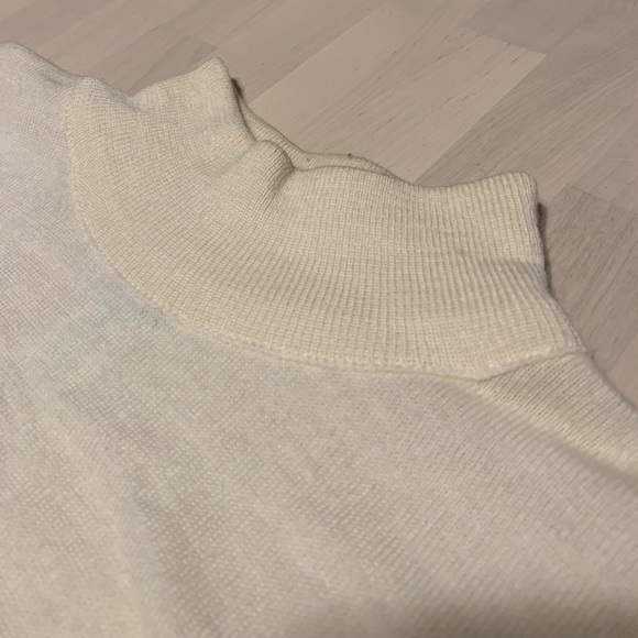 Pendleton Cream Sweater - Picture 3 of 7